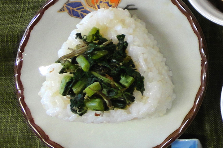大根葉ふりかけのおむすび