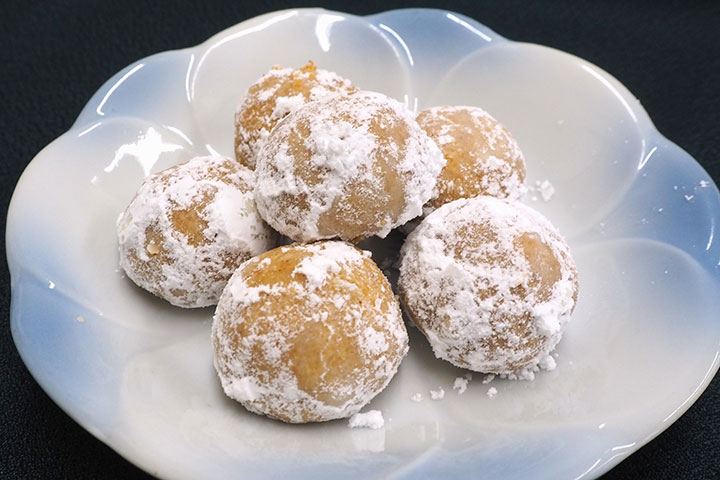 ごまのスノーボール