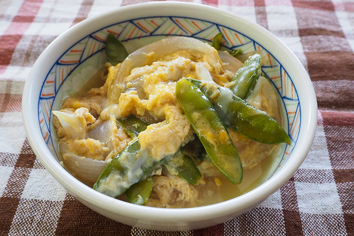 サヤエンドウの卵とじ