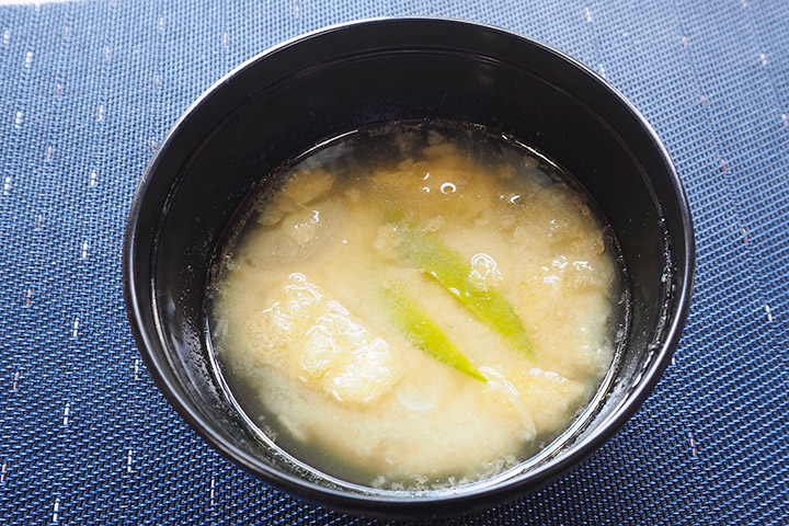 インゲンのお味噌汁
