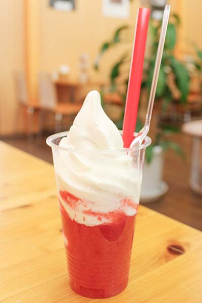 いちごフロート